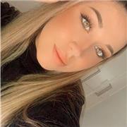 Chica estudiante ofrece clases particulares de ESO y Primaria. Tengo experiencia dando clases particulares y siempre busco el método más efectivo